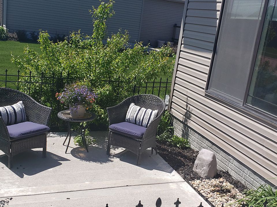 1st image of 1300 Lakeridge Dr