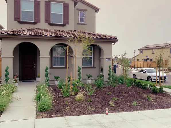 2266 S Stunham Ln, Mountain House, CA 95391