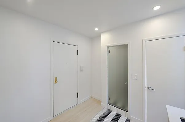 Rented by Aether Property Group | media 16