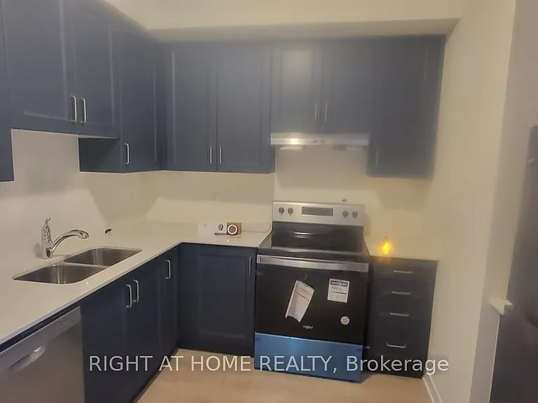 1695 Dersan St #327 — Photo 4