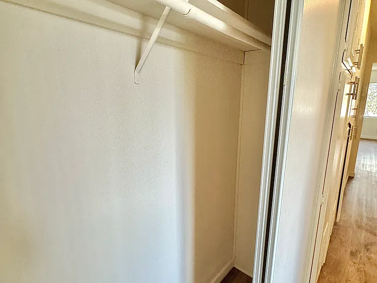 11200 Victory Blvd #9 — Photo 21