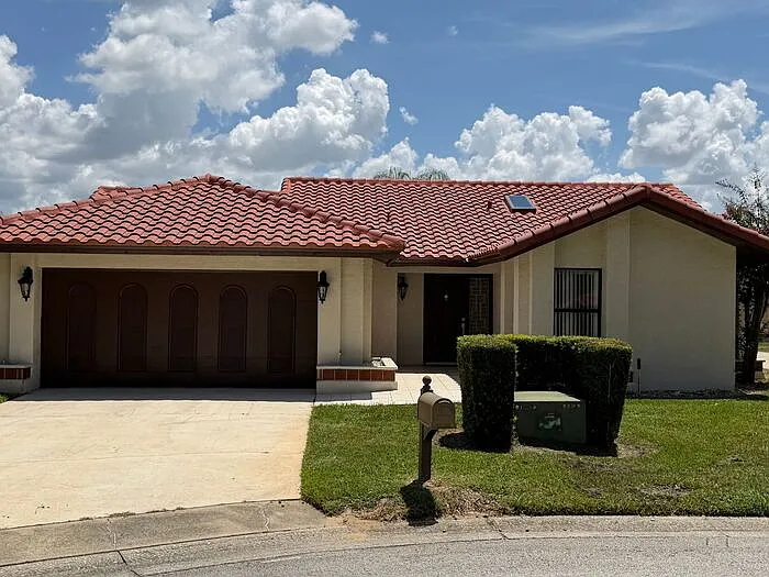 8102 S Ibiza Ct