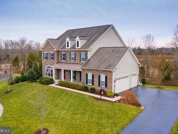 3 Car Side Load Garage