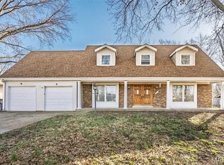 12050 Maidstone Ct, Florissant, MO 63033