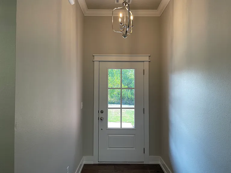 18 Olmsted Cir — Photo 4
