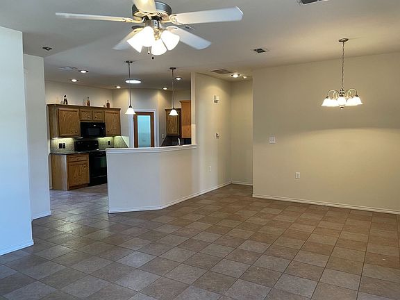 2nd image of 10603 Dixon Ave