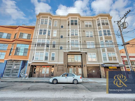 2nd image of 566 S Van Ness Ave #11I