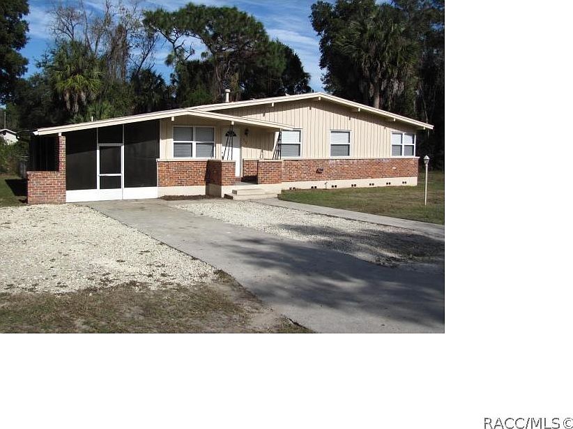 1st image of 777 SE 9th Cir N