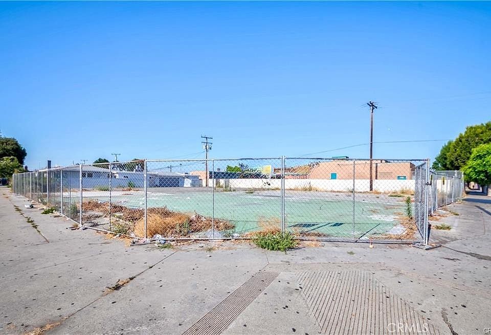 1st image of 2416 E Alondra Blvd #24