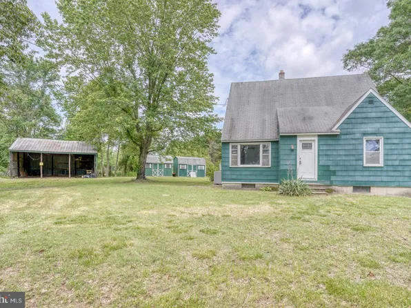 240 Watspass Rd, Houston, DE 19954