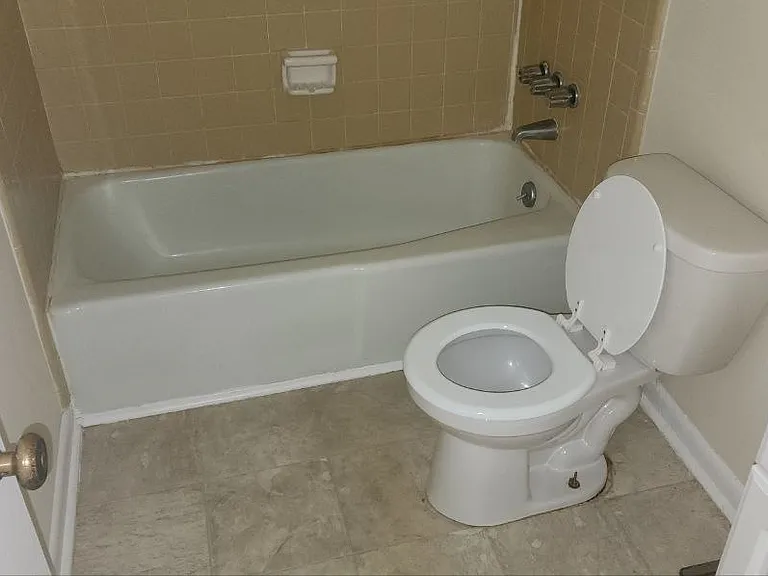 1405 Vista Dr — Photo 4