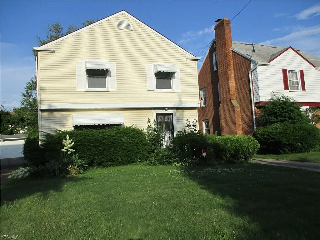 3711 Lindholm Rd photo 1