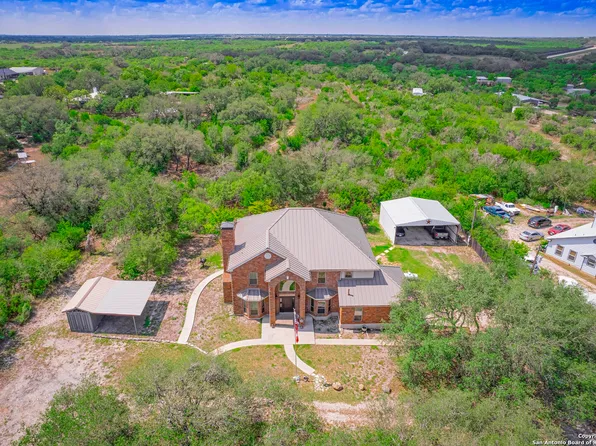 3208 COUNTY ROAD 4516, Hondo, TX 78861