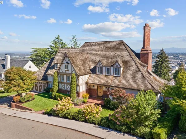 2868 NW Cumberland Rd, Portland, OR 97210