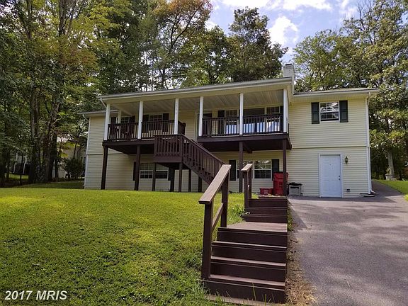 2nd image of 2176 Lakeside Dr