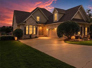 4199 Heron Lakes Dr, Mobile, AL 36693