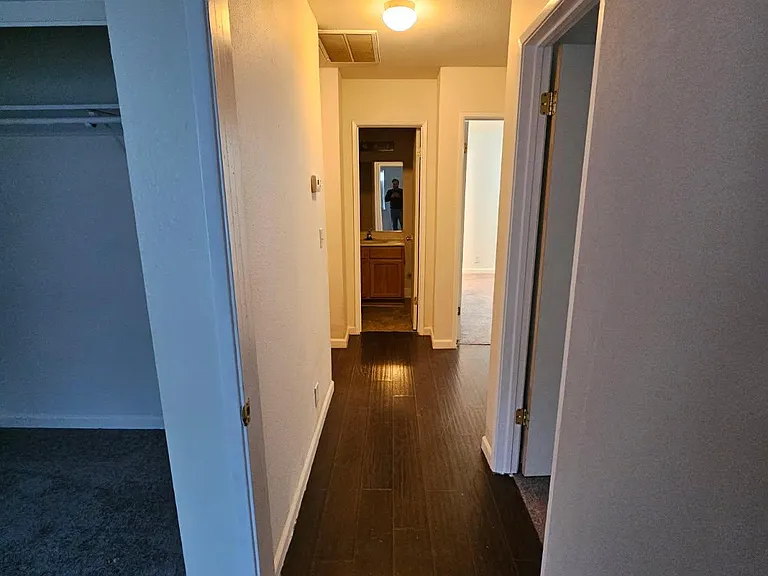 1048 Jean Ave — Photo 4