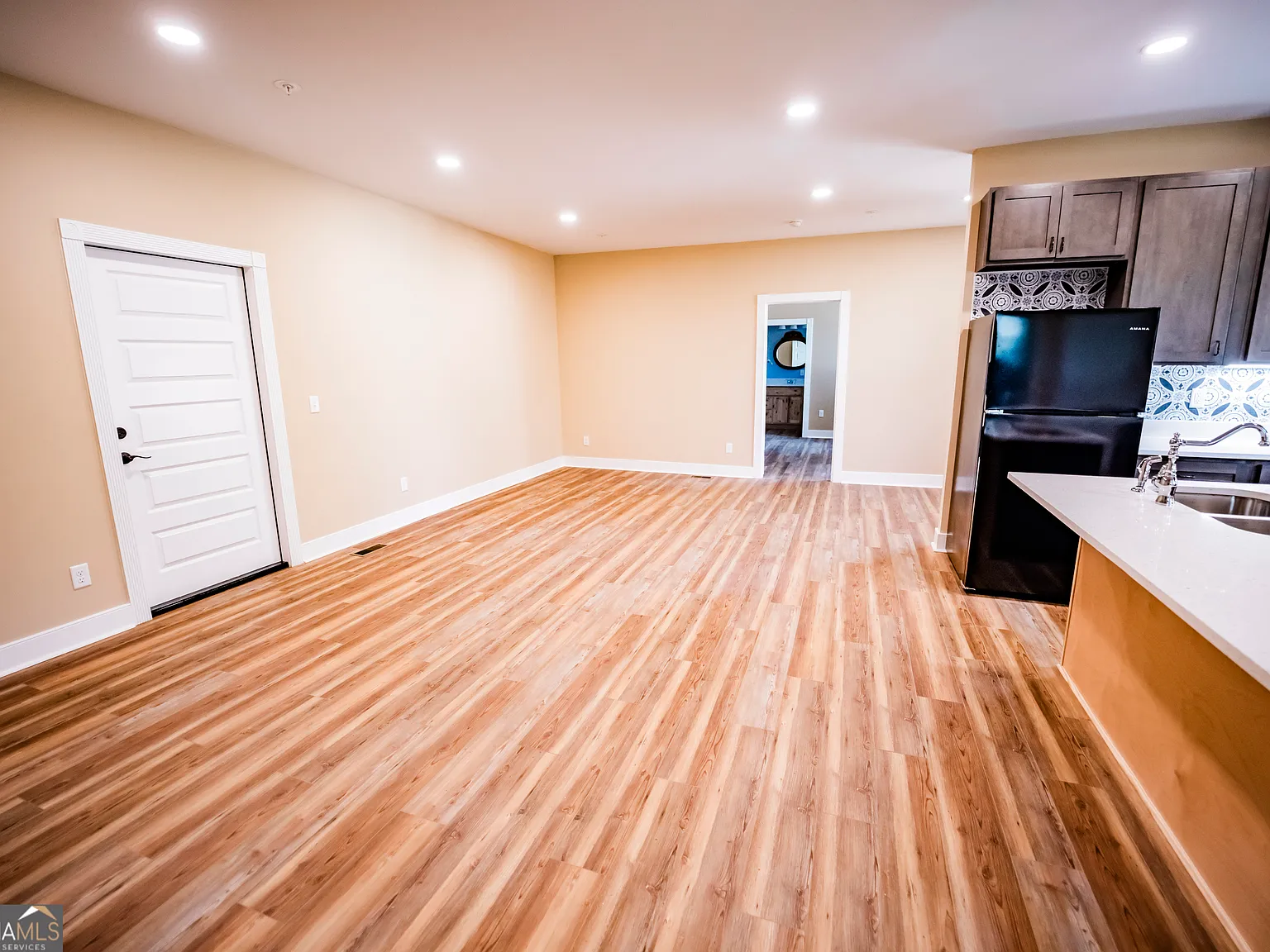 2 bed, 2.0 bath, 1080 sqft, $1,495 — Photo 3