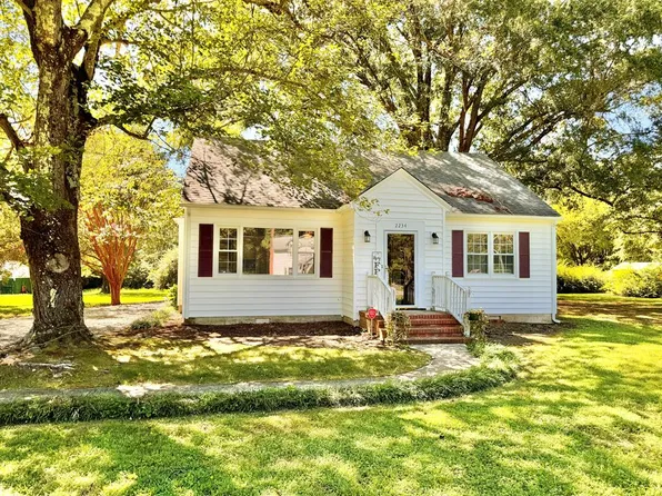 2234 E Hyco Rd, South Boston, VA 24592