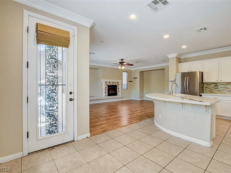 8917 Reindeer Lake St — Photo 18