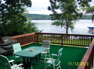 W10790 Tipperary Rd, Poynette, WI 53955