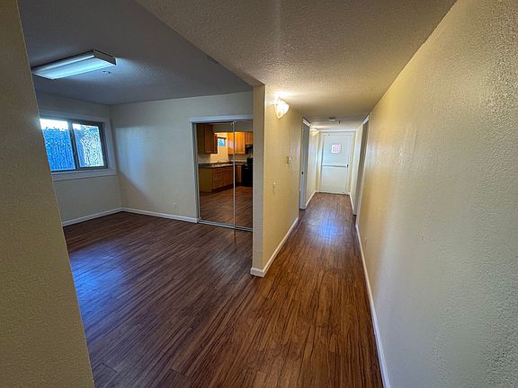 3rd image of 524A 41st St #0