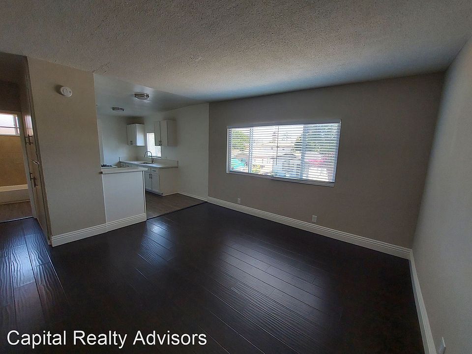 1st image of 465 E 55th St #4