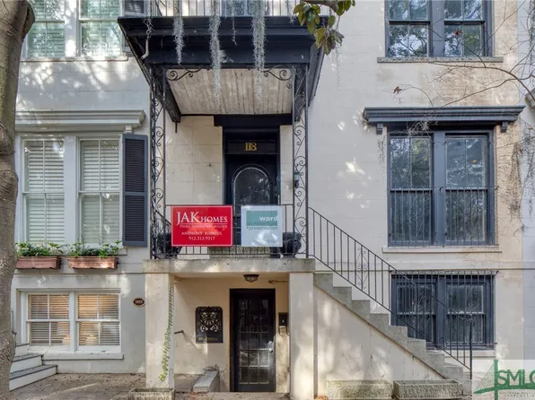 118 E Jones Street, Savannah, GA 31401