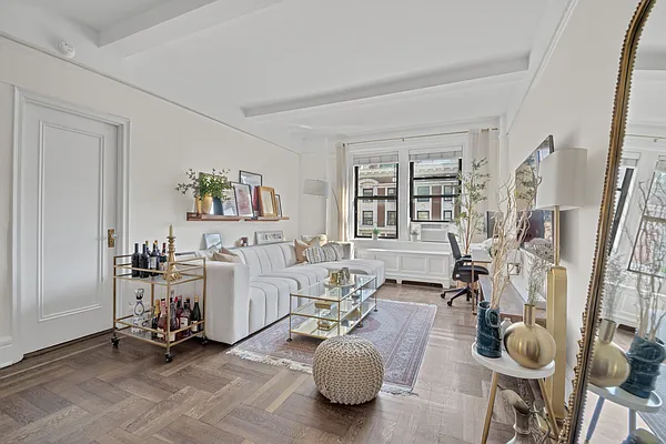 Sold by Compass | media 2