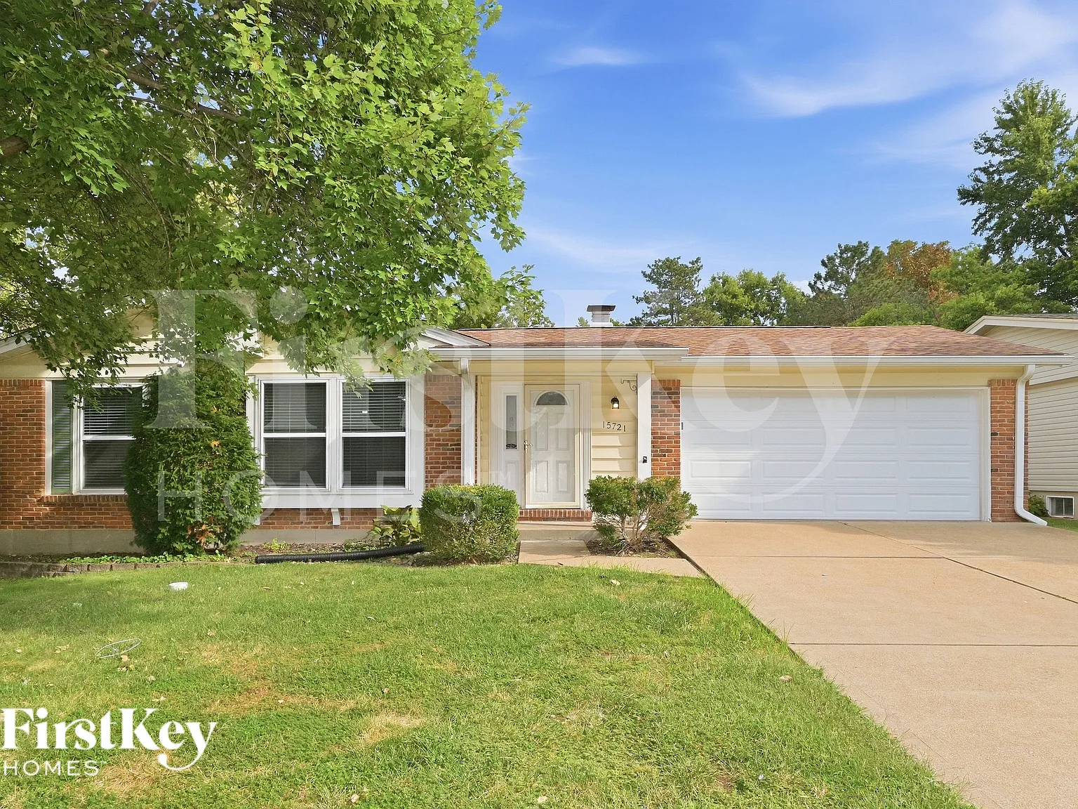4 bed, 2.0 bath, 1750 sqft, $2,360 — Photo 1