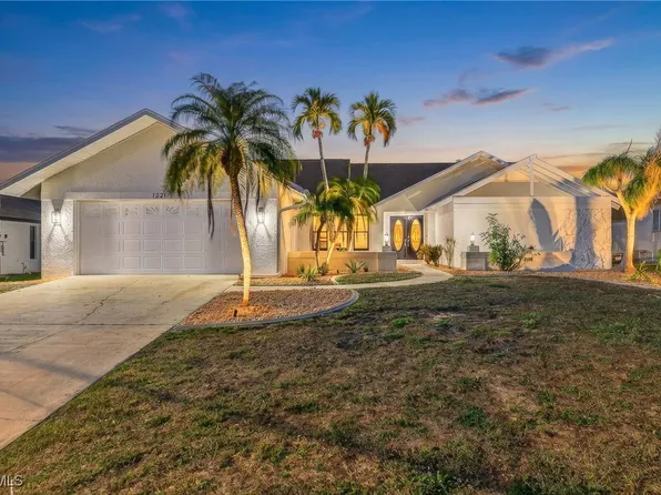 1221 SW 51st Ter, Cape Coral, FL 33914