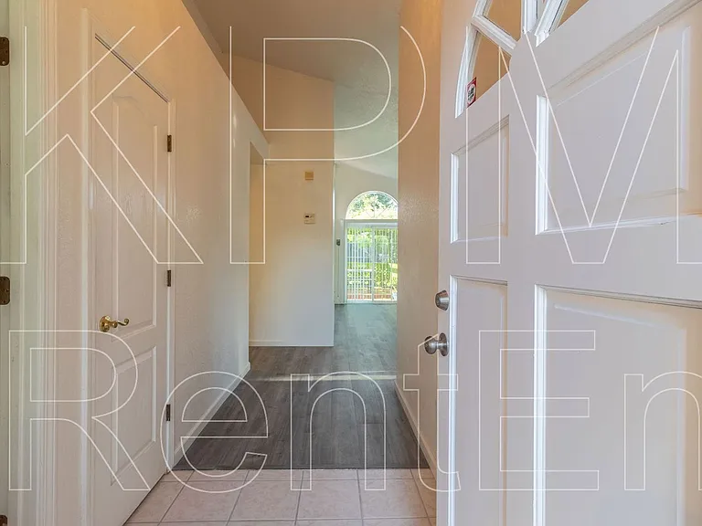 6529 El Capitan Cir — Photo 9