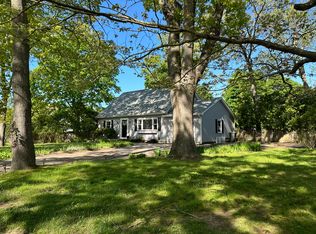 50 Beachfern Rd, Center Moriches, NY 11934