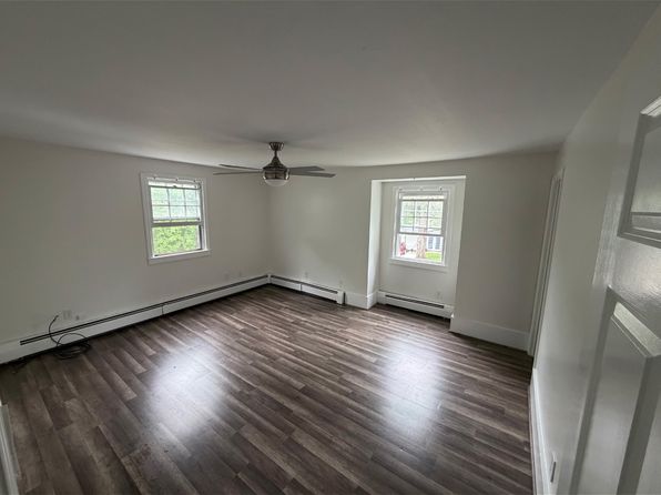 246 Bonin St #1