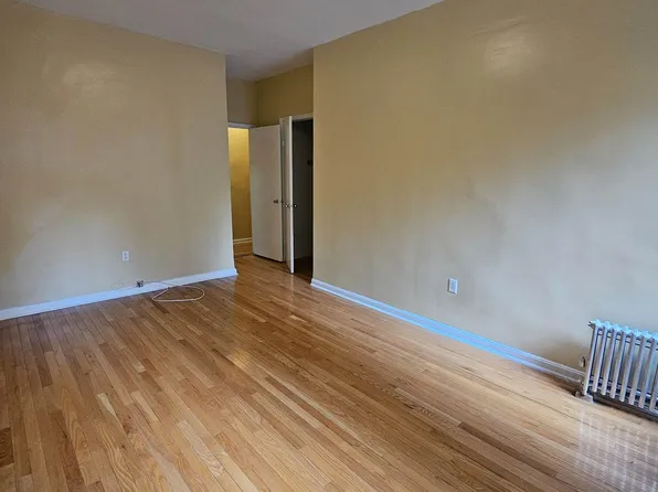 701 West 175th Street 2J image 6 of 7