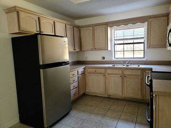 4th image of 1290 9th St #404
