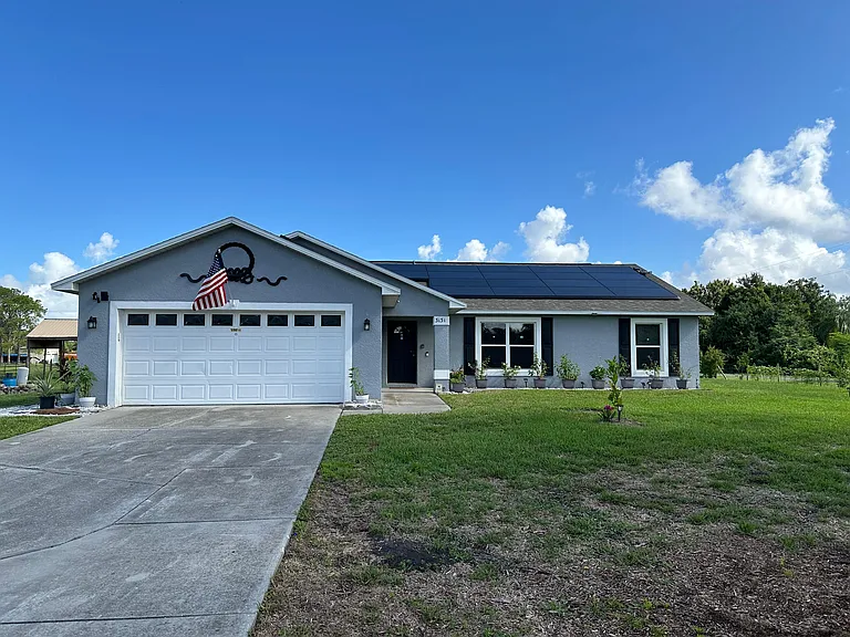 3131 Spikey Way #B — Photo 34