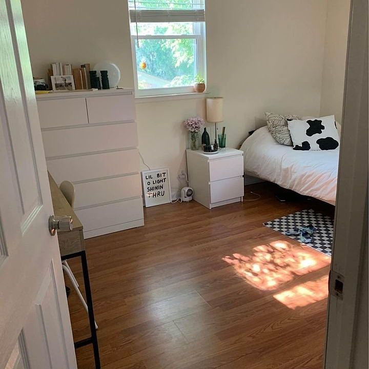 1st image of 3132 Ewingwood Dr