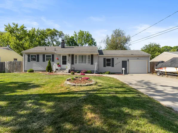2469 Eden St SW, Wyoming, MI 49519