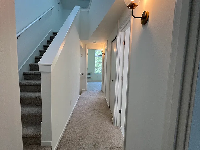 15212 NE 81st Way — Photo 21