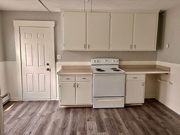 3rd image of 19 Saint Elizabeth St APT 4