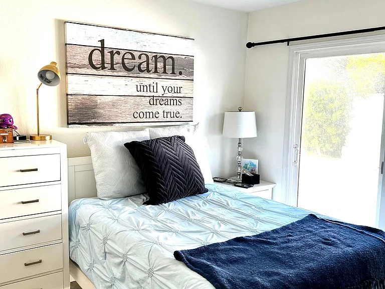 822 Santa Inez — Photo 17