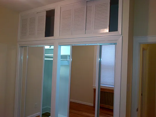 Rented by Flateau Realty | media 11