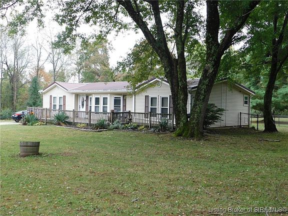 4th image of 2299 E County Road 550 S