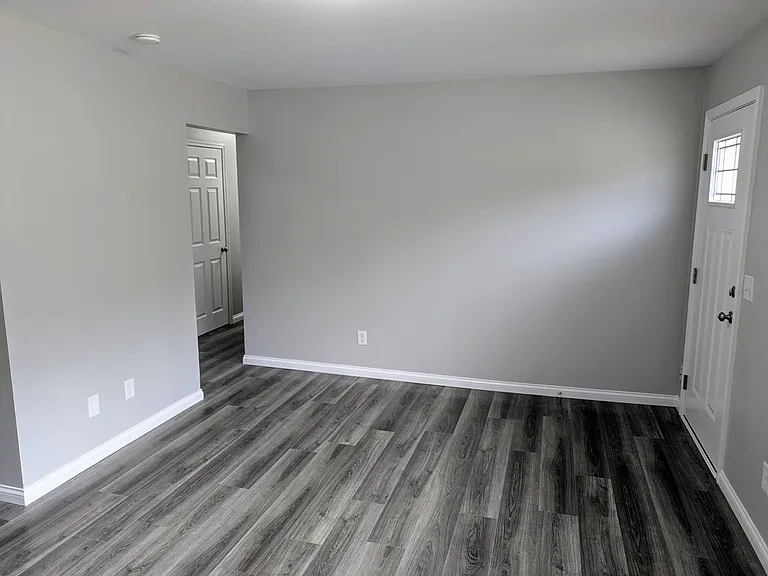 520 N Wilson Ave — Photo 7