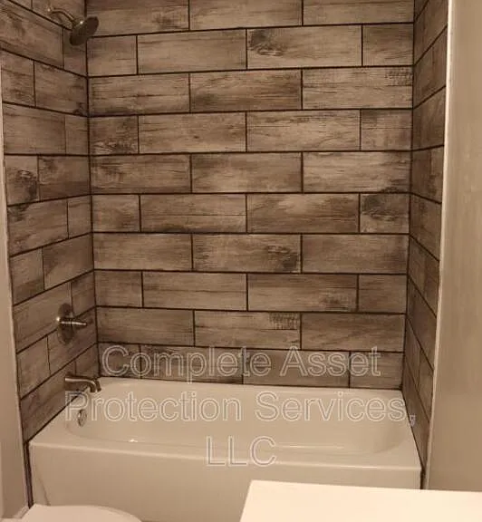 2873 New Hampshire St — Photo 10