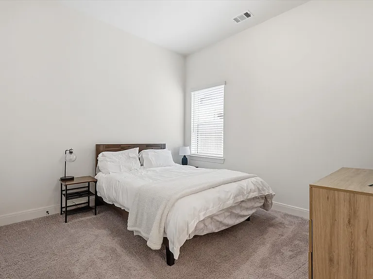501 Horizon Way — Photo 26
