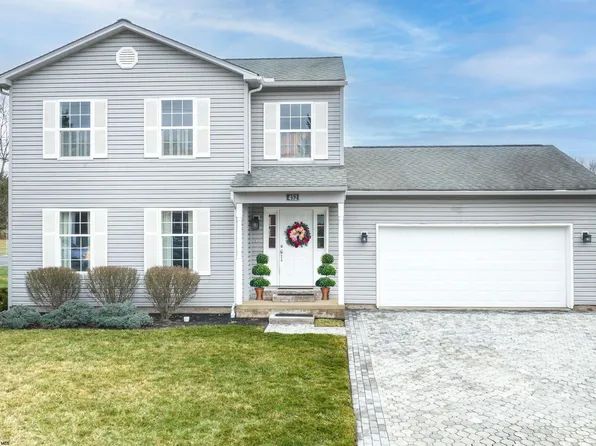 452 Mansfield Ave, Star City, WV 26505