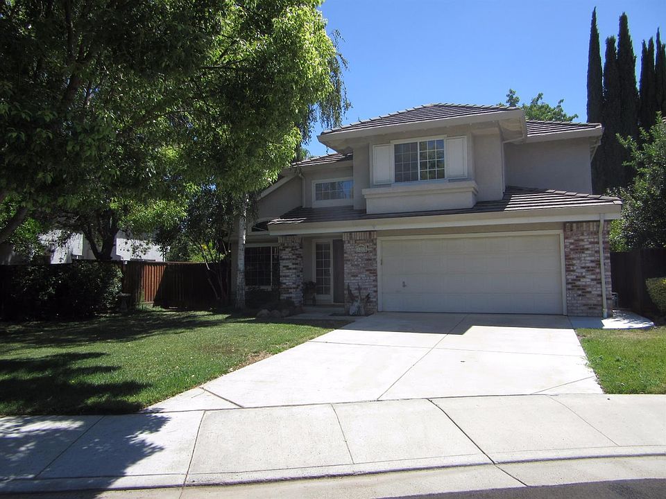 2nd image of 2352 Twain Ct