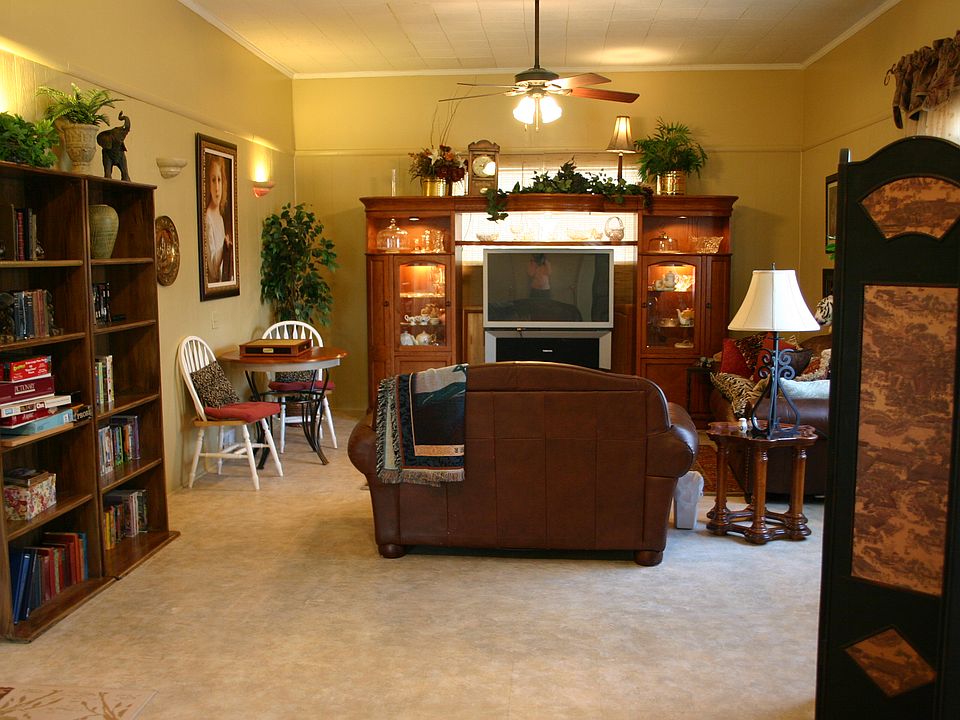 Huge family room for kids